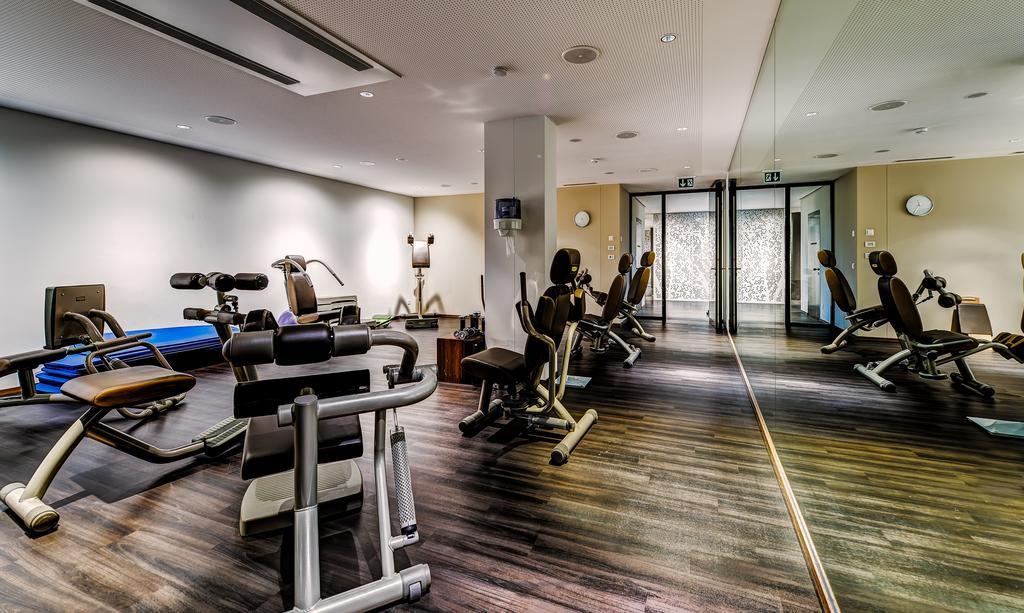 Small Luxury Hotel Wellnesshotel Golfpanorama Lipperswil Luaran gambar