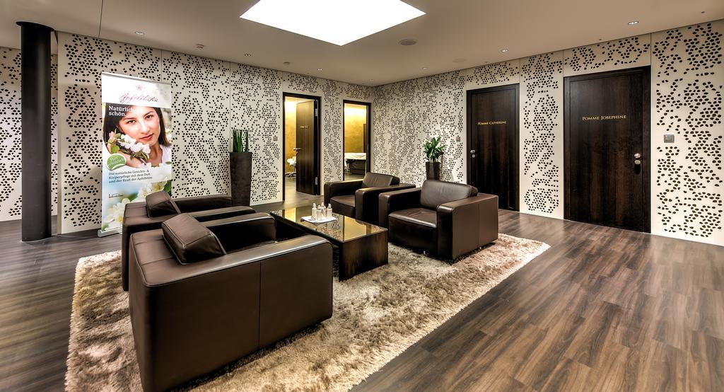 Small Luxury Hotel Wellnesshotel Golfpanorama Lipperswil Luaran gambar