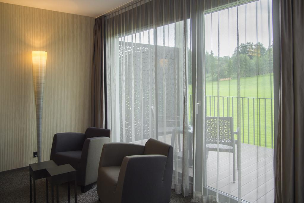 Small Luxury Hotel Wellnesshotel Golfpanorama Lipperswil Luaran gambar