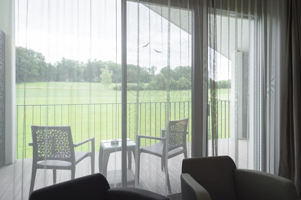 Small Luxury Hotel Wellnesshotel Golfpanorama Lipperswil Luaran gambar