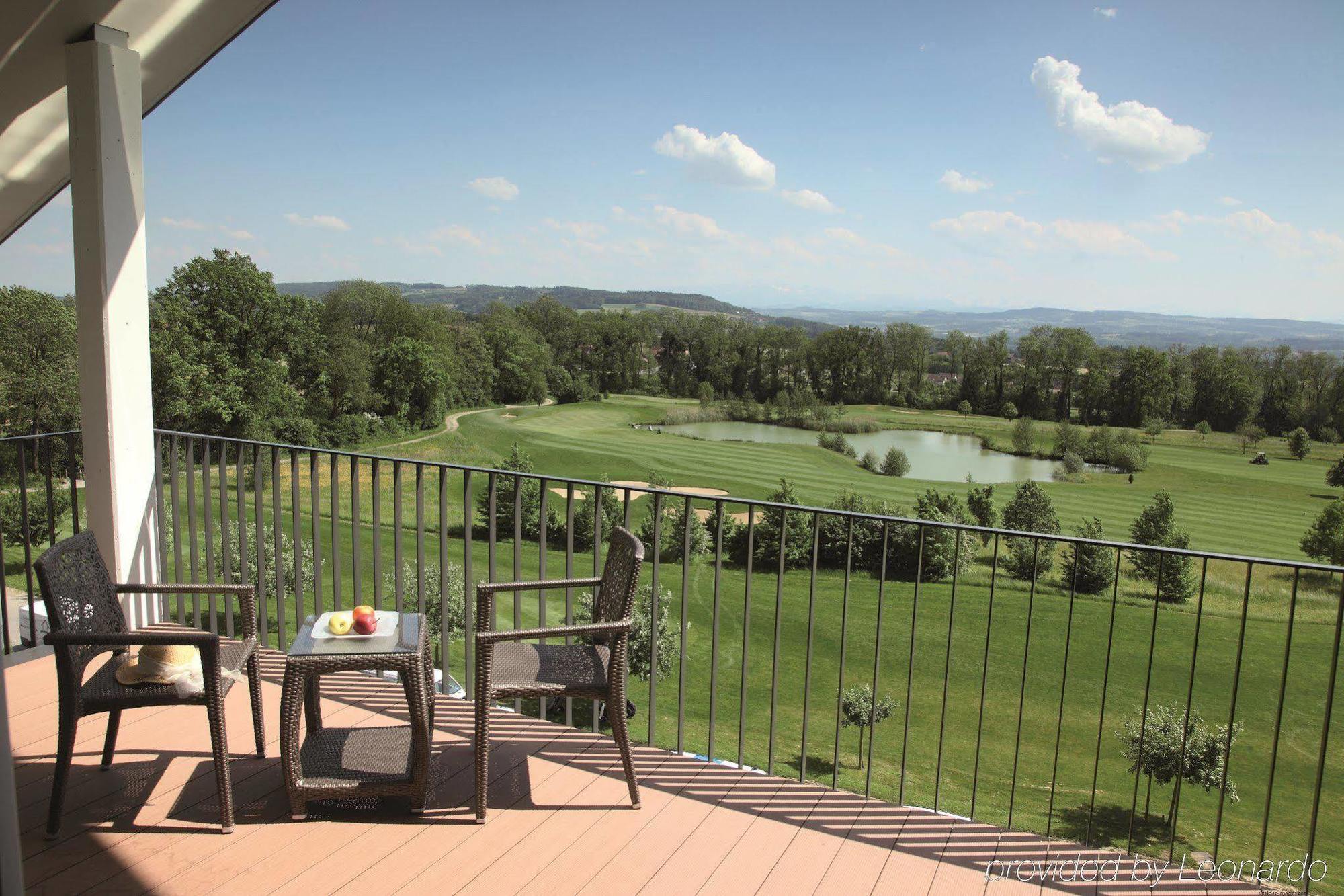 Small Luxury Hotel Wellnesshotel Golfpanorama Lipperswil Luaran gambar
