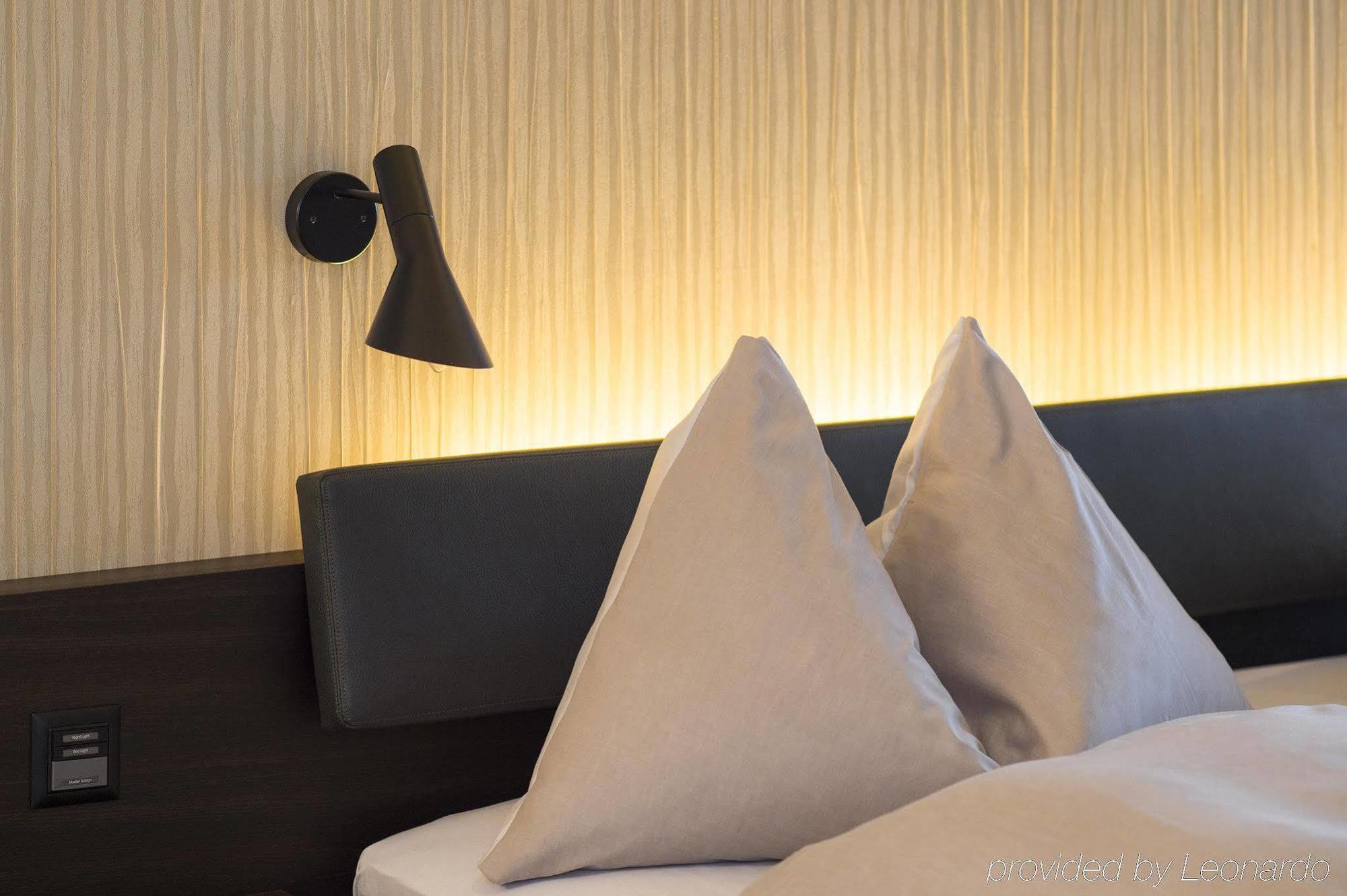 Small Luxury Hotel Wellnesshotel Golfpanorama Lipperswil Luaran gambar